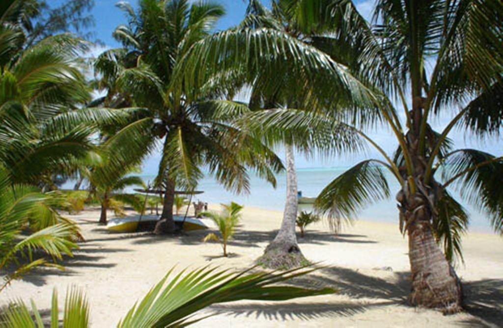 ארוטאנגה Paparei Beachfront Bungalows, Aitutaki מראה חיצוני תמונה
