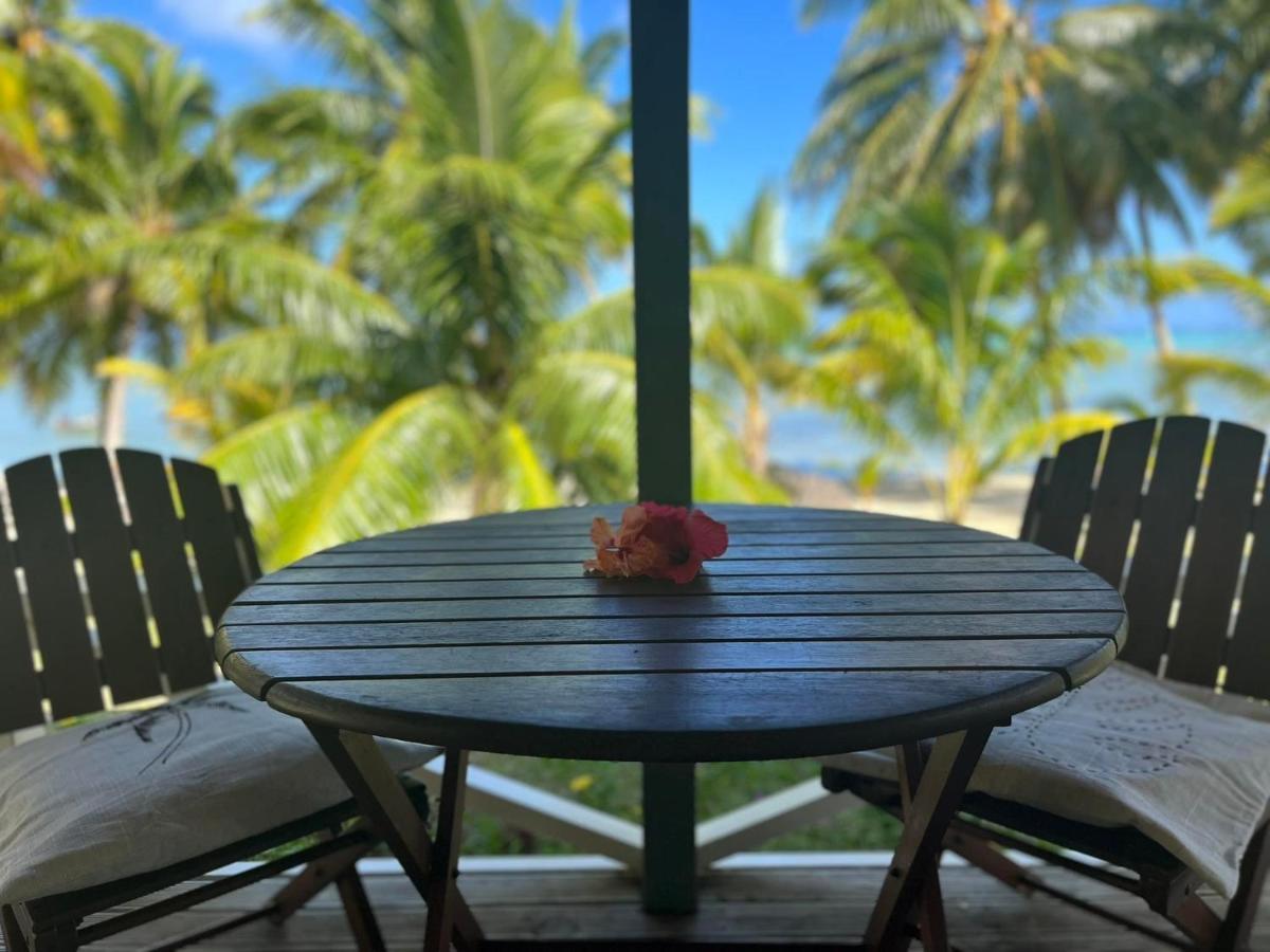 ארוטאנגה Paparei Beachfront Bungalows, Aitutaki מראה חיצוני תמונה